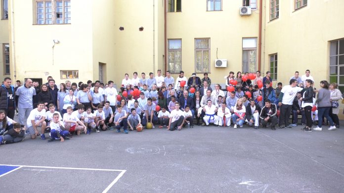 9. maj oprema
