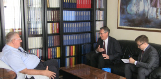 Ambasador Rusije Aleksandar Čepurin posetio sedište SRS i sastao se sa Vojislavom Šešeljem