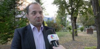 Istoričar Aleksandar Raković rekao je da se o temi rodoljublja ‘’sve više govori u pozitivnom smislu i da je ona značajna u vreme kada je u javnosti prisutna ideja o ponovnom srpskom ujedinjenju