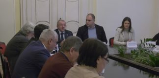 Održana je sednica gradskog veća na kojoj su se većnici izjašnjavali o predlogu zaključka o utvrđivanju Predloga Statuta grada Zrenjanina