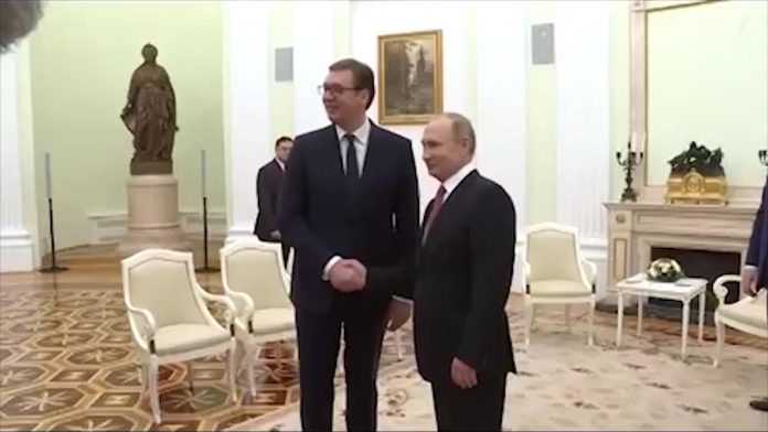Ko Vucic Putinu YT