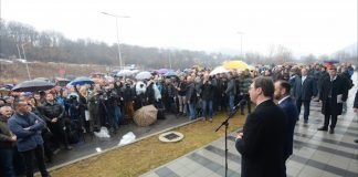 Predsednik Srbije Aleksandar Vučić nastavio je danas kampanju „Budućnost Srbije“ obilaskom Raškog okruga