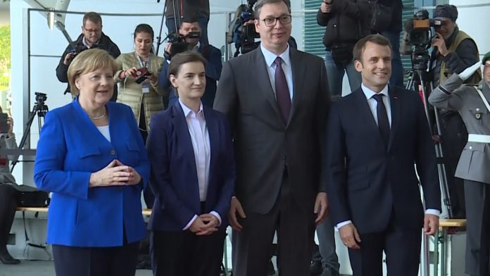 Vucic u Berlinu YT