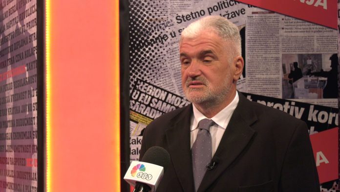 Milan Paroski pitanje za Obj YT