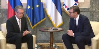 Predsednik Vučić primio u oproštajnu posetu ambasadora Rusije Aleksandra Čepurina