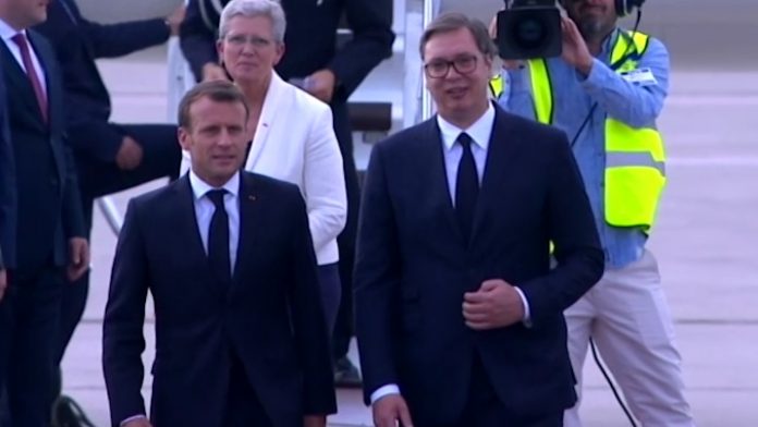Vucic ugostio Makrona YT