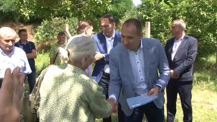 Vuk Radojevic ugovori YT