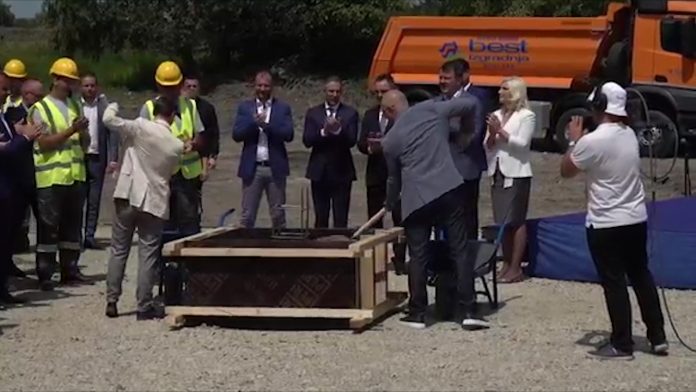 Brnabic kamen temeljac NS YT