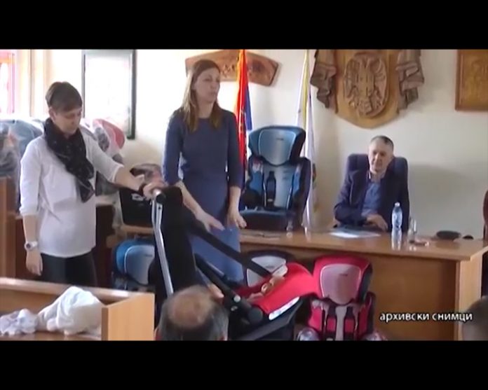 CAJETINA najava dodele auto sedista