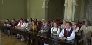 U baroknoj sali gradske kuće upriličen prijem za učesnike Međunarodnog festivala folklora Lala