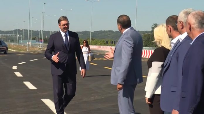 Vucic novi autoput