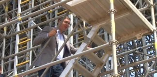Predsednik Srbije Aleksandar Vučić obišao radove na izgradnji vijadukta „Čortanovci“