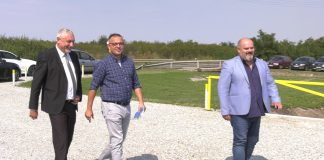 Ministar poljoprivrede Branislav Nedimović posetio poljoprivredno gazdinstvo Bokić iz Kleka