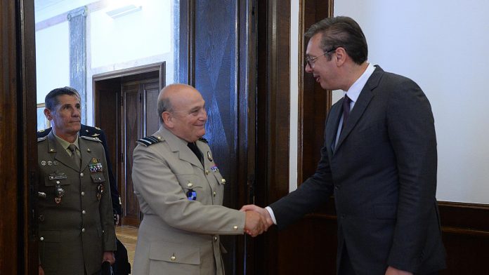 Sastanak Vucic-marsal Pic