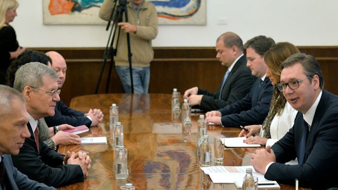 Vucic i Jurij Cajka YT