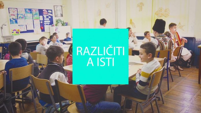 Razliciti a isti univerzalna