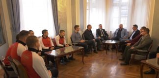 U gradskoj kući organizovan prijem za rvače Proletera