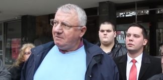 Vojislav Šešelj bivšem predsedniku opštine Brus ponudio članstvo u SRS i predsedničku kandidaturu