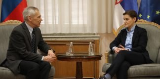 Predsednica Brnabić razgovarala je danas sa ambasadorom Ruske Federacije u Srbiji Bocan Harčenkom