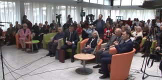 Ministri Đorđević i Mali obišli Gerontološki centar – Dom Bežanijska kosa