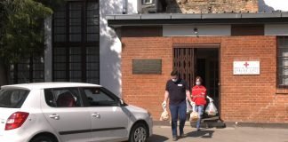 Volonteri CK dostavili topli obrok korisnicima narodne kuhinje starijim od 65 godina