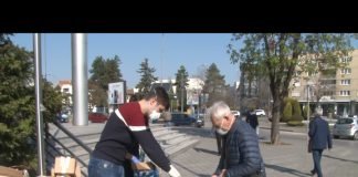 U Bijeljini deljena dezinfekciona sredstva građanima