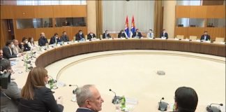 SRS zahteva ravnomerno prisustvo svih učenika na izborima u medijima