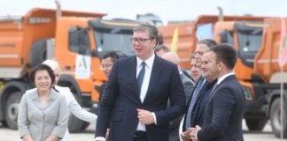 Vučić obišao radove na izgradnji saobraćajnice Lajkovac – Iverak