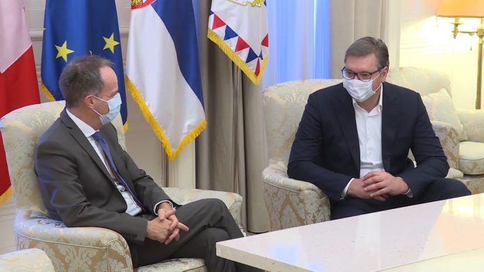 vucic i ambasador svicarske