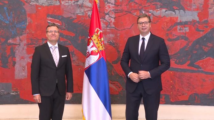 vucic i ambasadori
