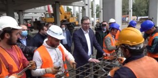 Vučić obišao radove na izgradnji nove kovid bolnice