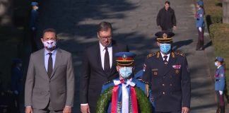 Vučić položio venac na spomenik Neznanom junaku na Avali