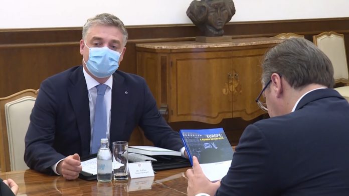 Vucic YT.mp4_snapshot_00.30.000