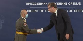 Vučić uručio medalje za zasluge i revnosnu službu pripadnicima Ministarstva odbrane i Vojske Srbije