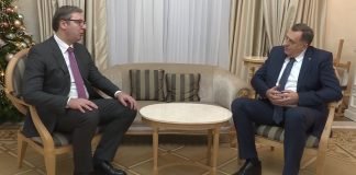Dodik izvestio Vučića o političkim napadima na Republiku Srpsku
