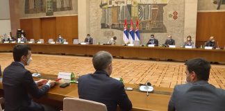 Krizni štab – Tržni centri, kafići i restorani će tokom vikenda raditi do 14 časova