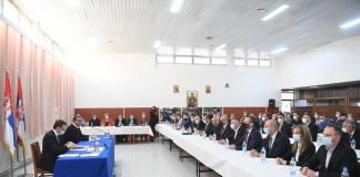 Sastanak Vučića sa predstavnicima Srba sa Kosova i Metohije