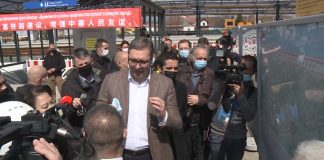 Vučić obišao radove na železničkoj stanici Zemun i radove na izgradnji vijadukta u Beškoj