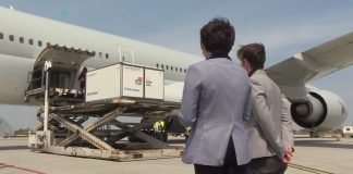 Brnabić sa Čen Bo dočekala novi kontigent kineskih vakcina