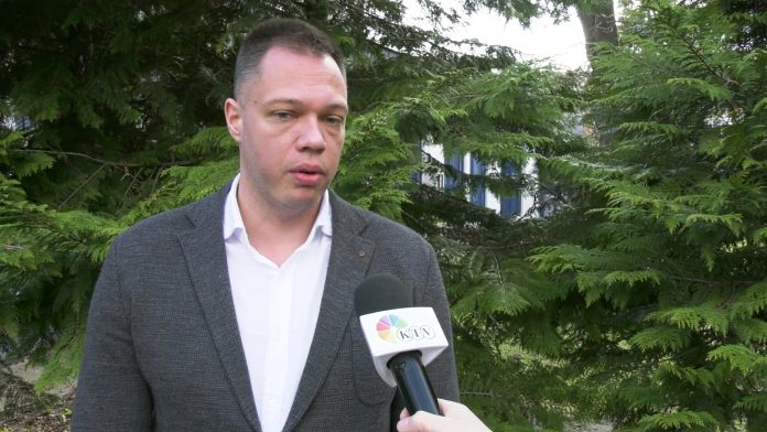 Petar Djuric 1 YT.mp4_snapshot_00.43.005