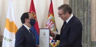 Vučić uručio orden ministru inostranih poslova Kipra