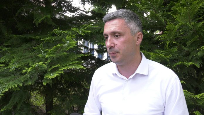 Bosko Obradovic, drugo pitanje YT
