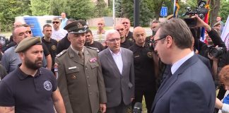 Vučić položio venac na Spomenik junacima sa Košara