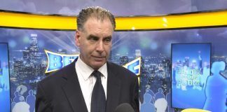 Džon Bosnić – Koje je veće ljudsko pravo u Americi, privatna svojina ili sloboda govora?