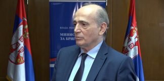 Krkobabić pozvao uspešne kompanije da kupuju kuće na selu za svoje zaposlene
