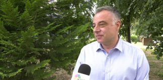Aleksandar Kavčić – Deca zaslužuju kvalitetne i besplatne udžbenike