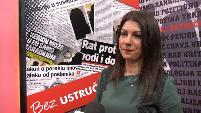Jovana StojkoviC, Cetvrto pitanje yt