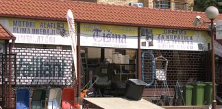 Robna kuća Tišma – Led plafonjera sa zvučnikom