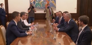 Predsednik Vučić se sastao s američkim kongresmenima