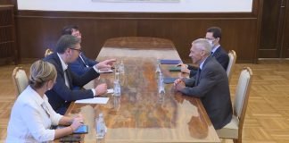 Predsednik Srbije Vučić primio je ambasadora Rusije